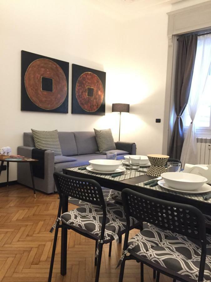 Largo Zecca * Genua
